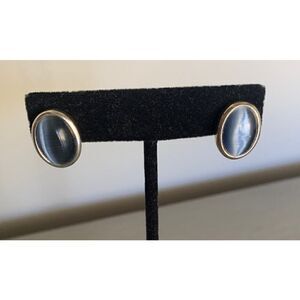 Vintage Oval Gray Moonstone Oval pierced earrings, Unmarked